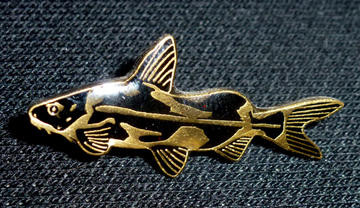 Catfish Brooch - Marble lanser